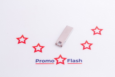 Pendrive z grawerowanym logo