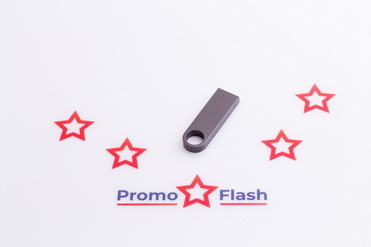 Pendrive z grawerowanym logo